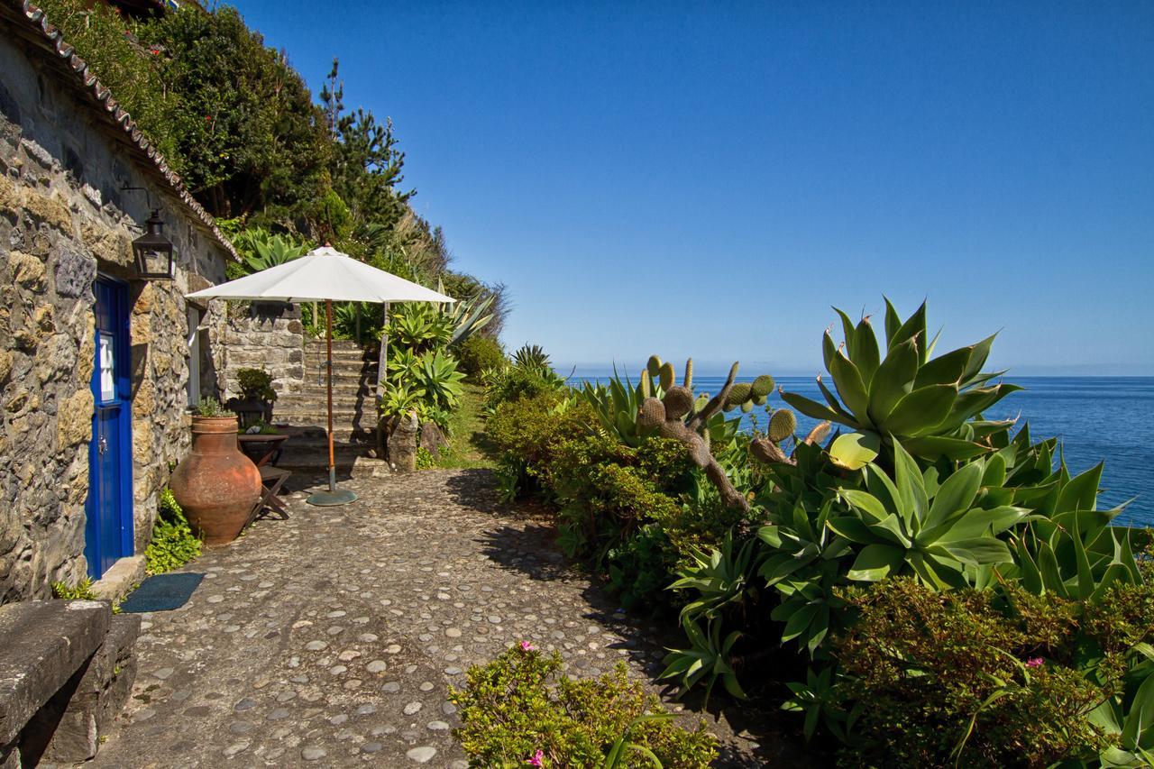 Casa De Pedra Guest House Ribeira Quente Exterior photo