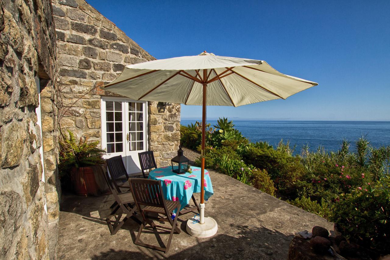 Casa De Pedra Guest House Ribeira Quente Exterior photo